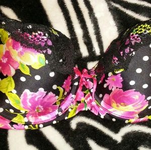 NWOT Victoria's Secret bra
